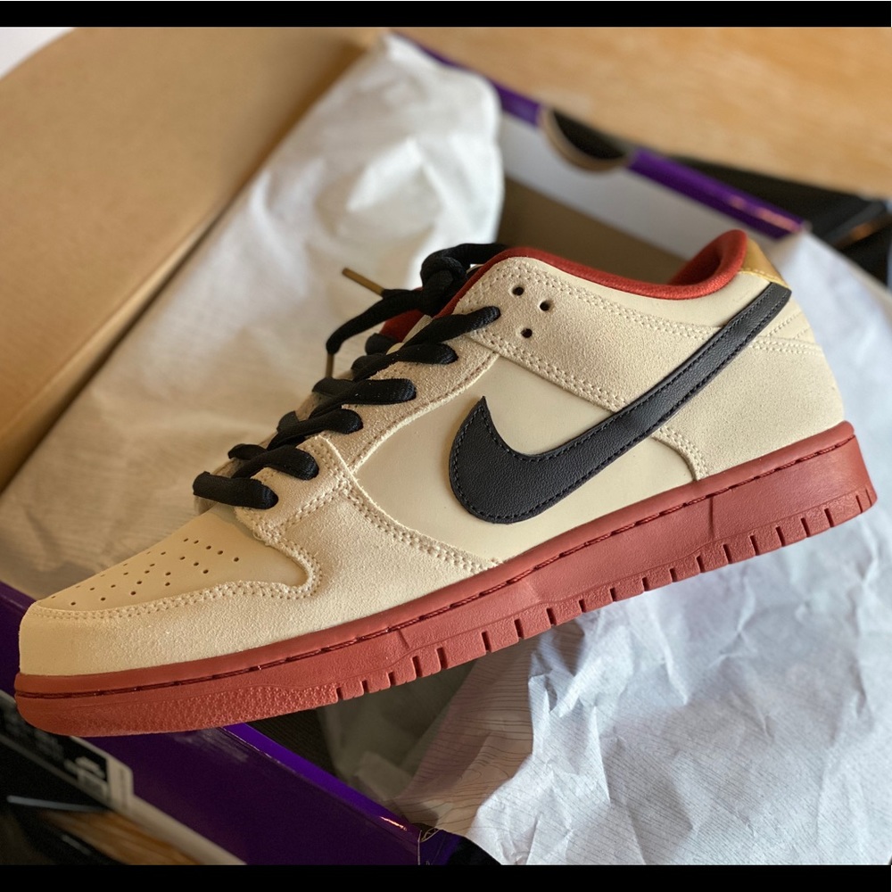 Nike SB Dunk Low Pro